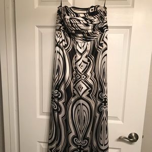 Long Patterned, Sleeveless Dress - Size 2